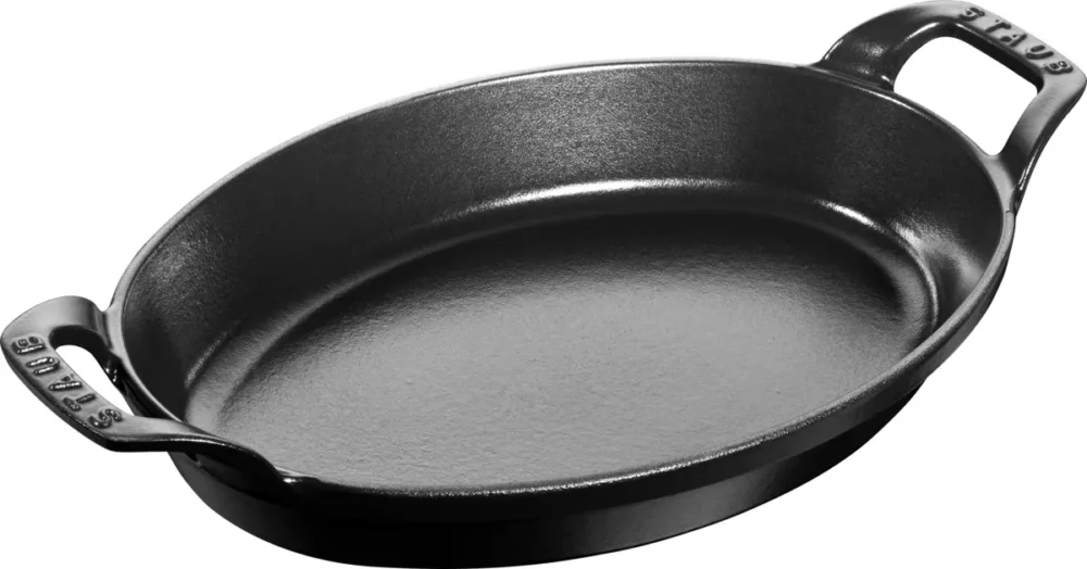 Prix Réduit Plat empilable ovale noir fonte d'acier 28 cm Staub