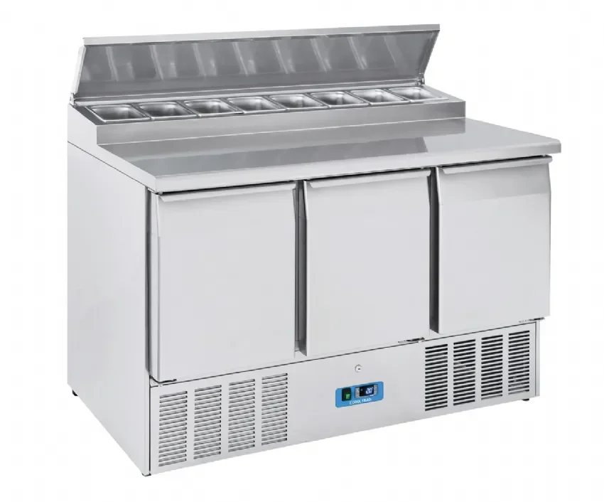 Remise Saladette réfrigérée 3 portes gn1/1 inox + 8 contenants gn1/6 389 l