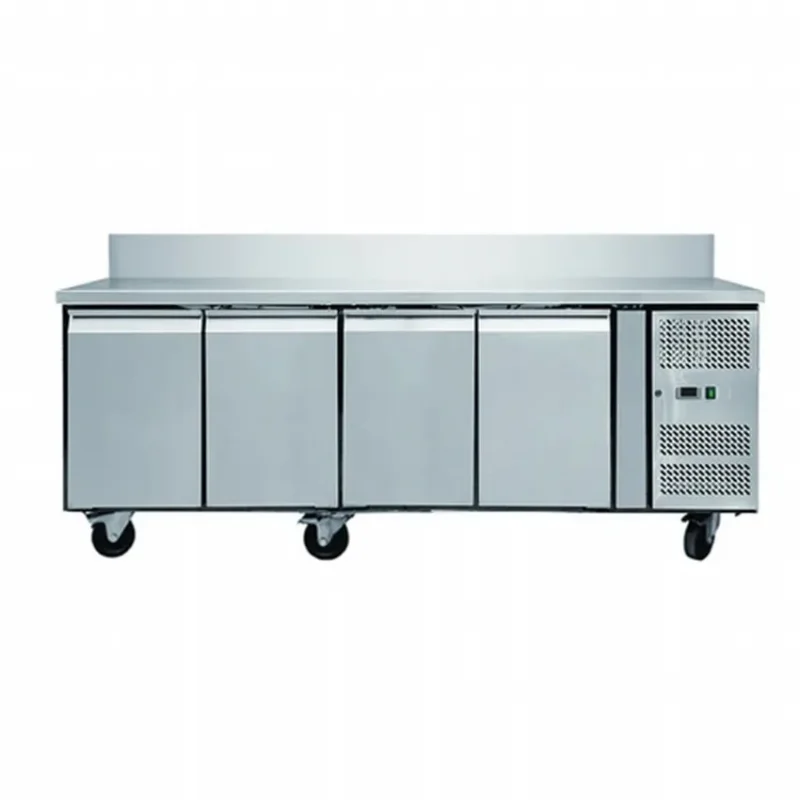 Table réfrigérée professionnelle 4 portes avec dosseret 553 l ventilé -2 / +8°c Offre Spéciale