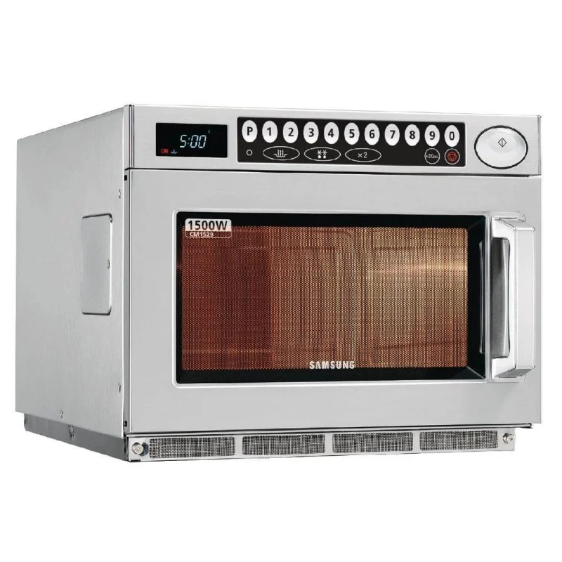 Dernière Chance Four micro-ondes super-professionnel CM1529A
