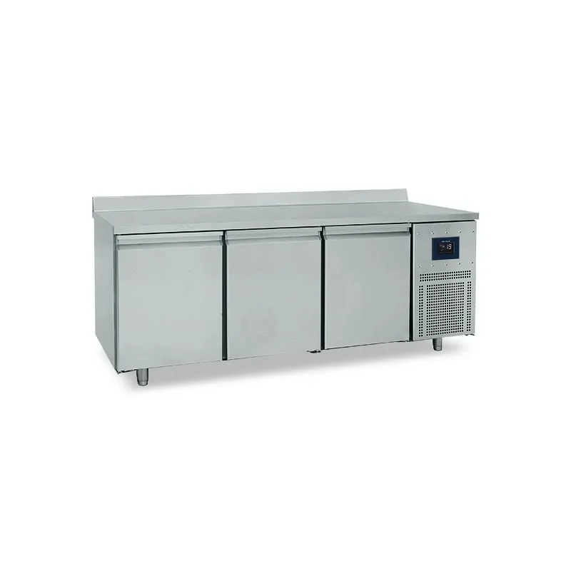 Achetez Aujourd’hui Tour pâtissier adossé négatif avec dessus inox - 3 portes - T°-10/-22°C - 600 x 400 - Wifi